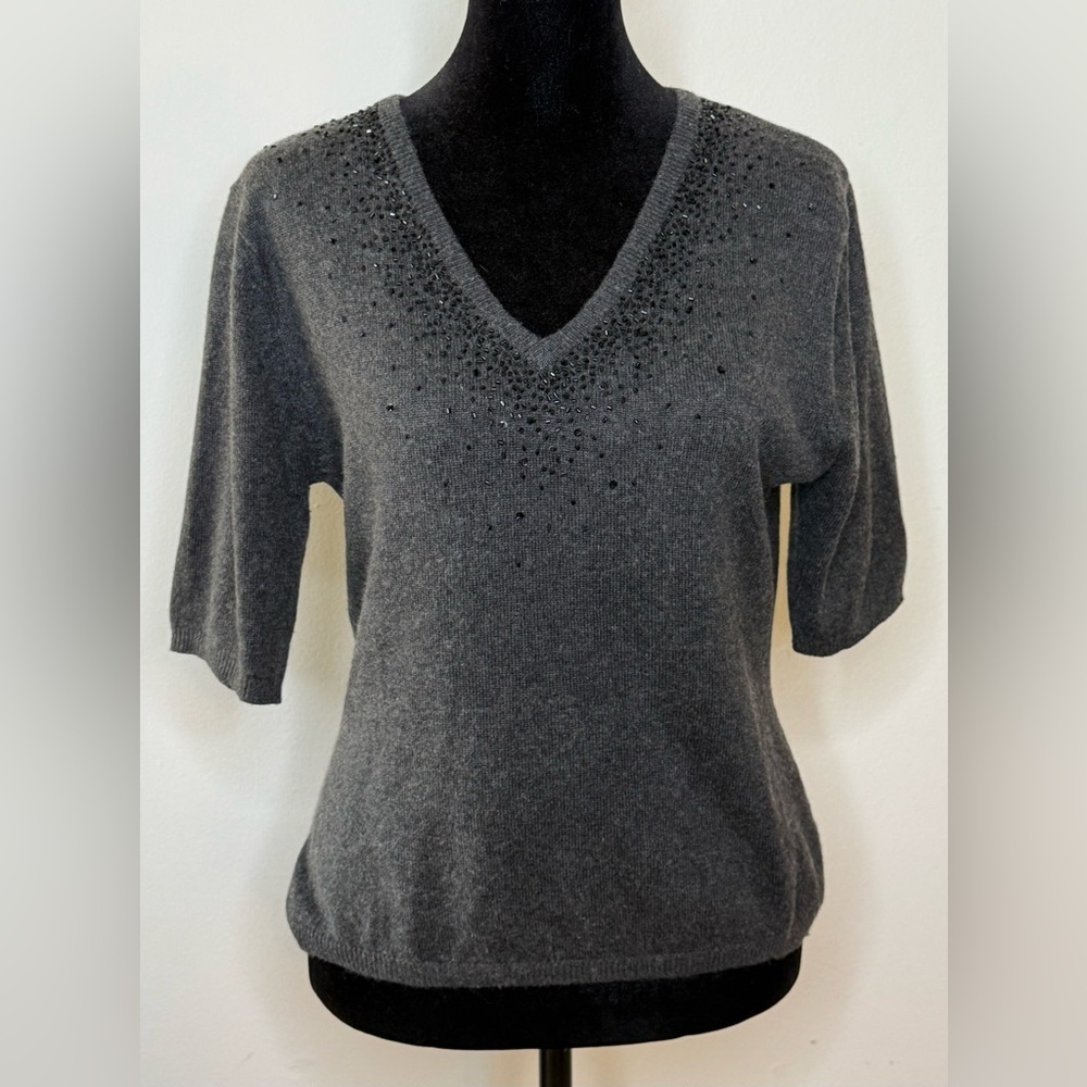 Karen Kane Silk Cashmere Blend Gray Short Sleeve V Neck Sweater Beaded Small Euc